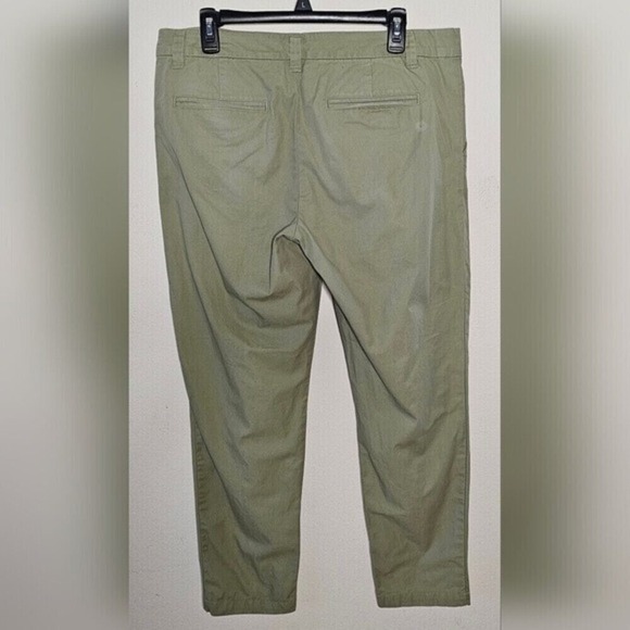 Khakis By Gap Broken In Straight Distressed Womens Army Green Pants‎ Size 12 - Picture 2 of 6